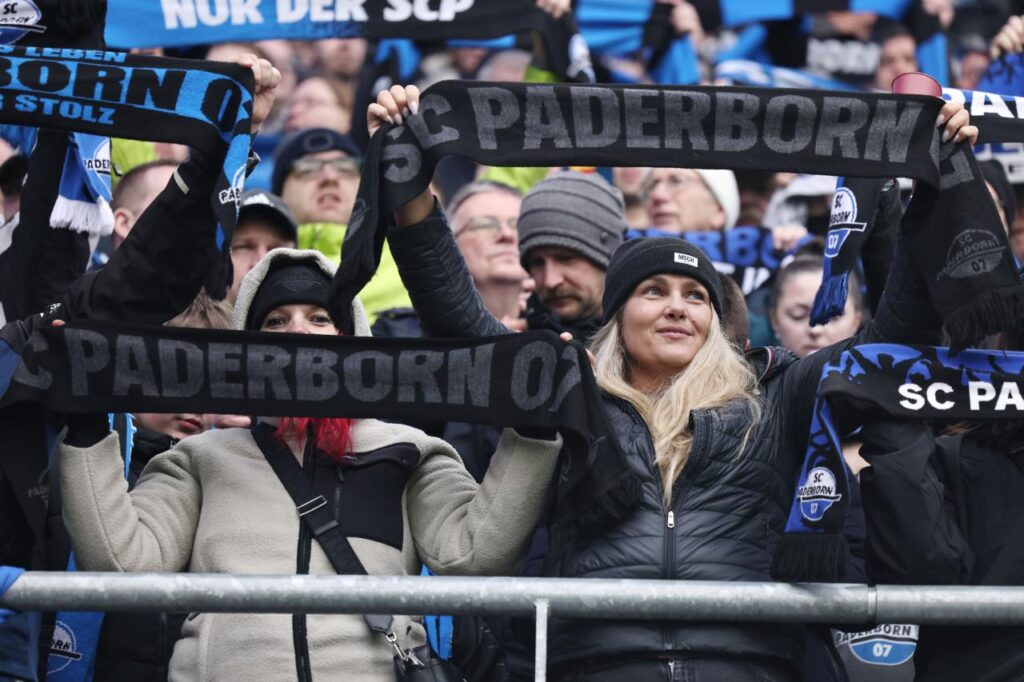 SC Paderborn 07 gegen Dynamo Dresden