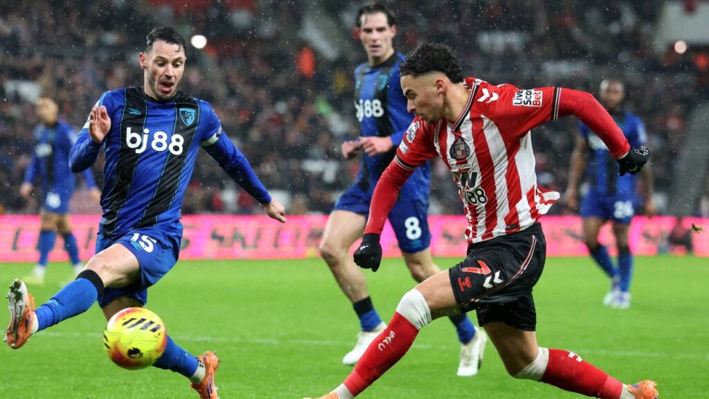 Sunderland befürchtet einen schweren Schlag, da Aston Villa das Rennen um die Verpflichtung von Talbi anführt