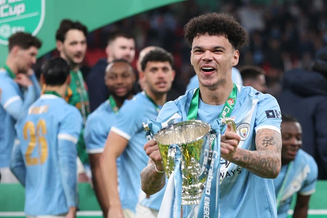 Carabao-Cup-Held Nico O’Reilly glaubt, dass der Triumph von Manchester City vor dem Saisonfinale der Premier League ein „Schlag“ für Arsenal ist (Video)