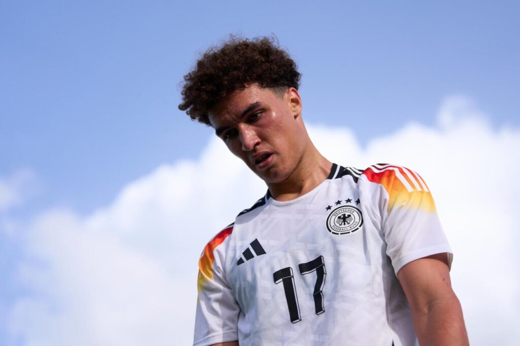 Hertha BSC sieht das Stuttgarter Talent Noah Darvich als Haupttransferziel